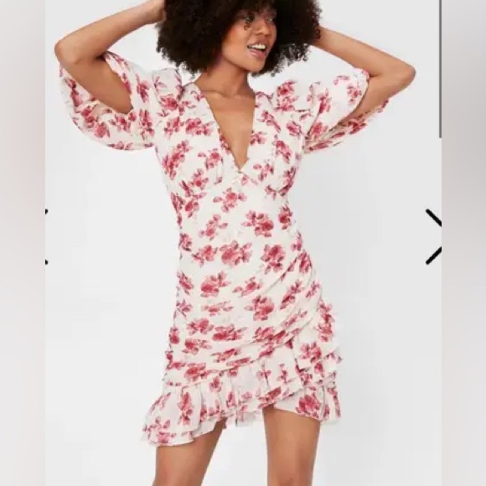 NWT Nasty Gal Floral Puff Sleeve Ruched Mini Dress Rose Floral Sz US 8 - Picture 2 of 8